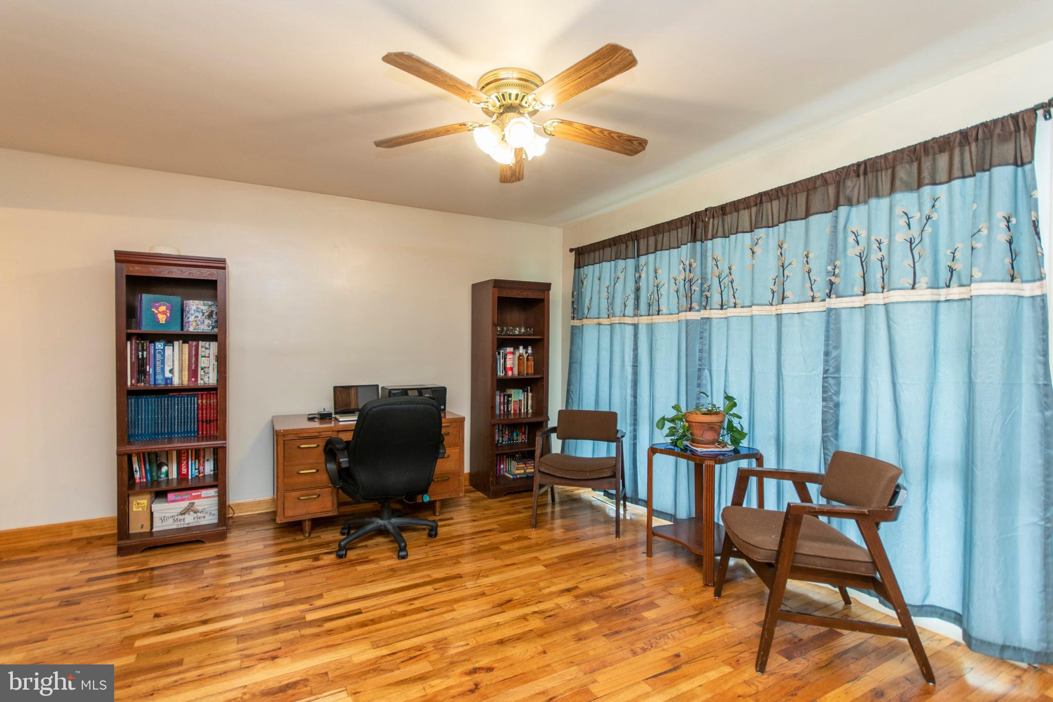 114 Sunset Road Burlington, NJ 08016 - Photo 11 of 40 Gallery Image 11