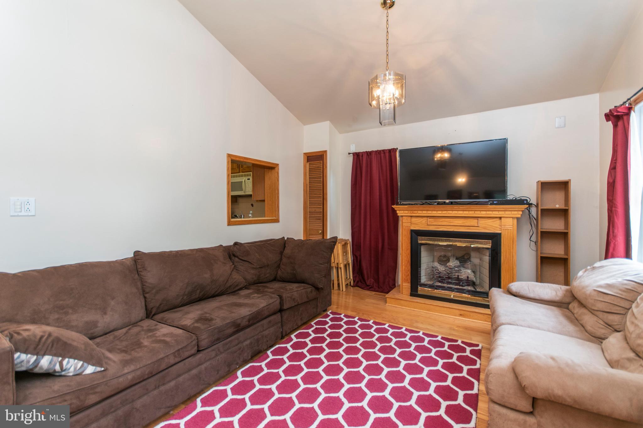 114 Sunset Road Burlington, NJ 08016 - Photo 16 of 40 Gallery Image 16