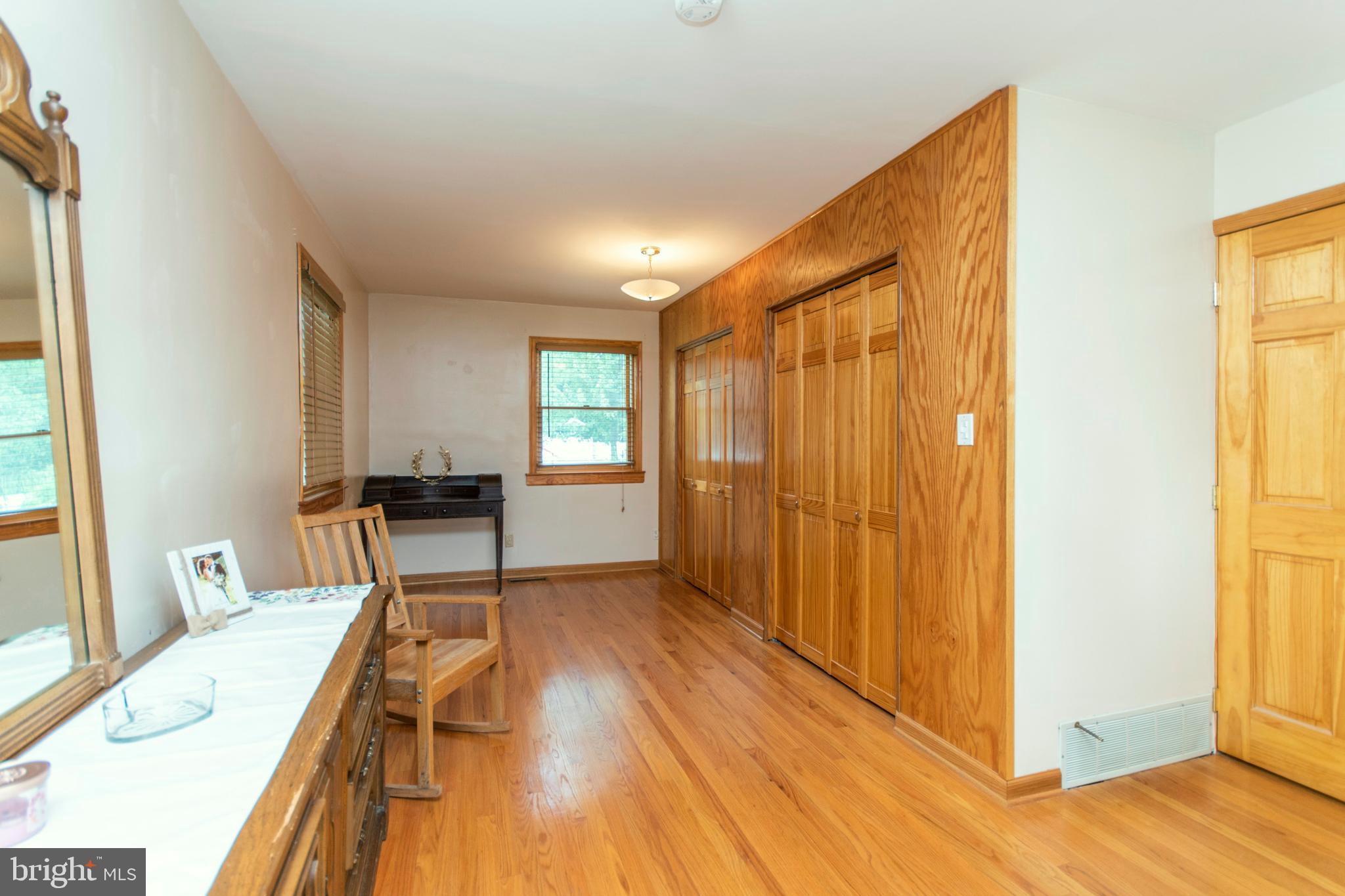 114 Sunset Road Burlington, NJ 08016 - Photo 21 of 40 Gallery Image 21