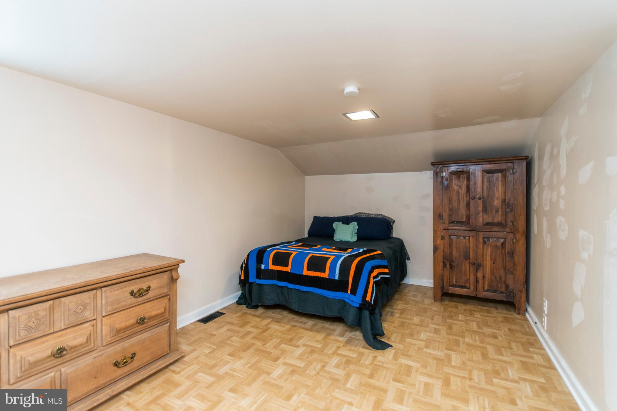 114 Sunset Road Burlington, NJ 08016 - Photo 27 of 40 Gallery Image 27