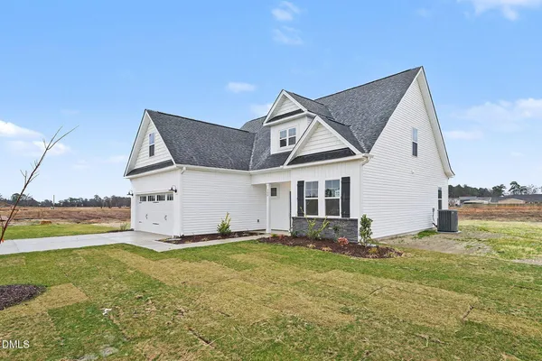 $309,995 | 300 Hudson Vlg Drive, Unit (LOT 22), La Grange, NC 28551