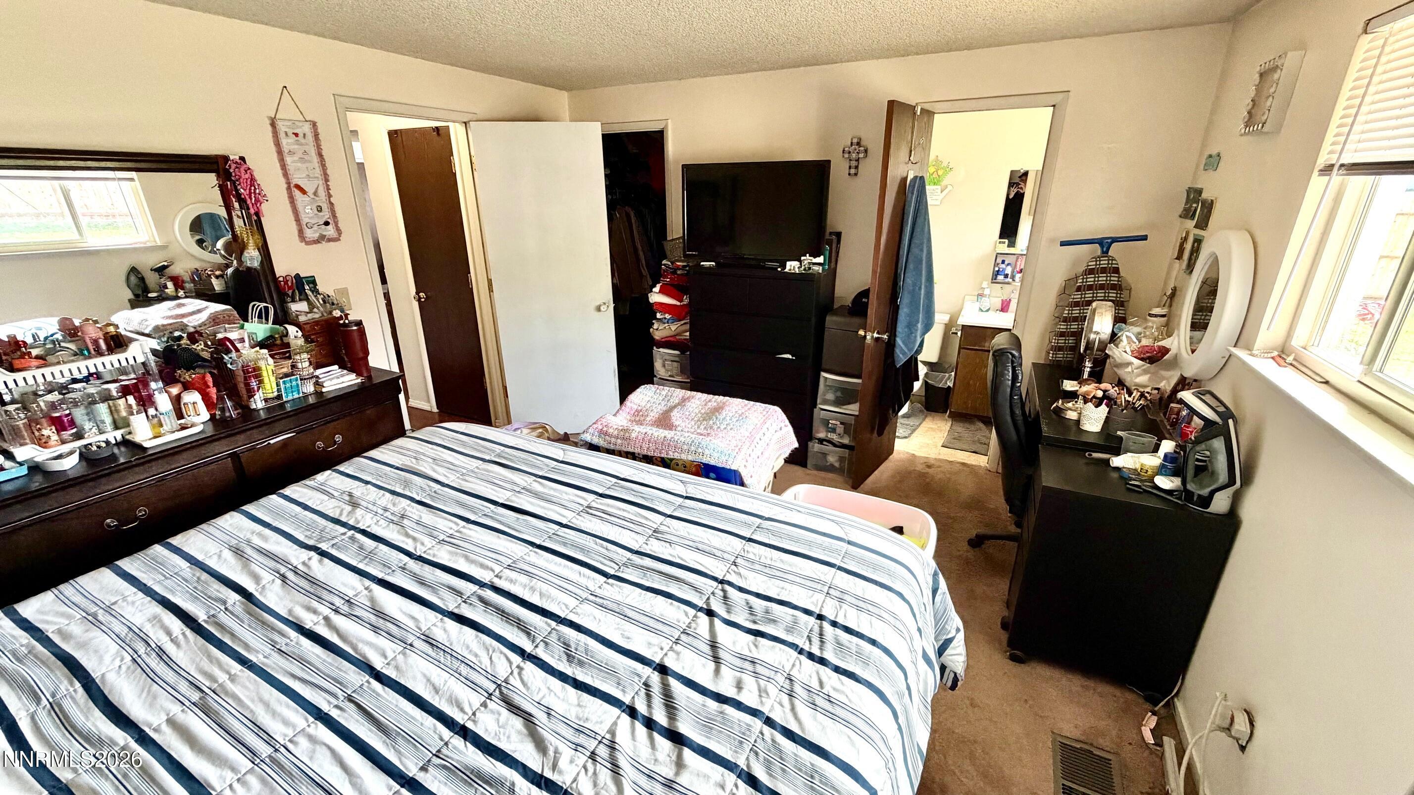 1020 Roberts Street Reno, NV 89502 - Photo 29 of 37 IMG_8475