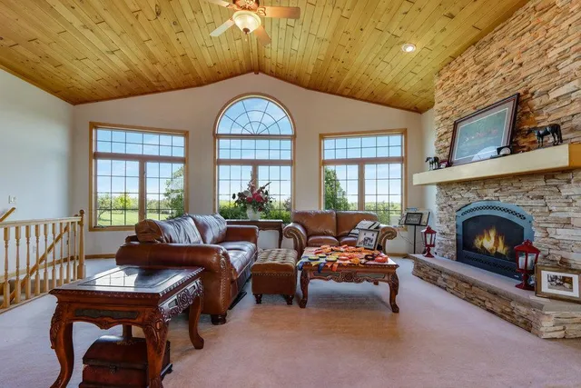 $665,000 | 392 27th Street, New Auburn, WI 54757