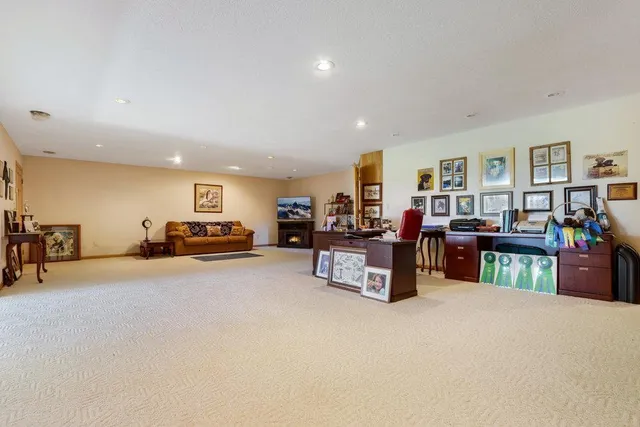 $665,000 | 392 27th Street, New Auburn, WI 54757