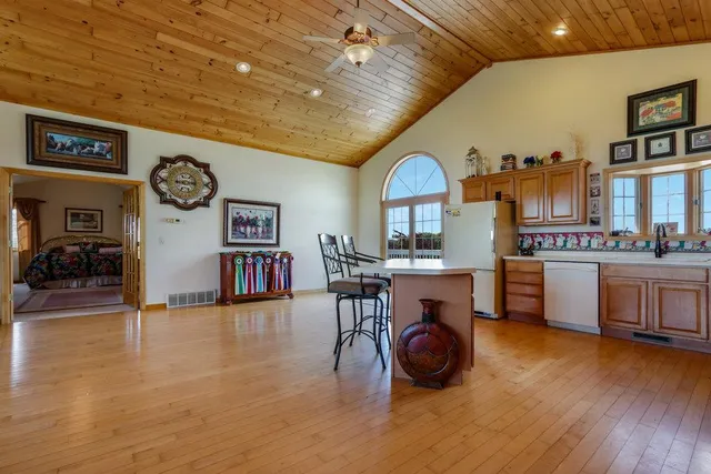 $665,000 | 392 27th Street, New Auburn, WI 54757