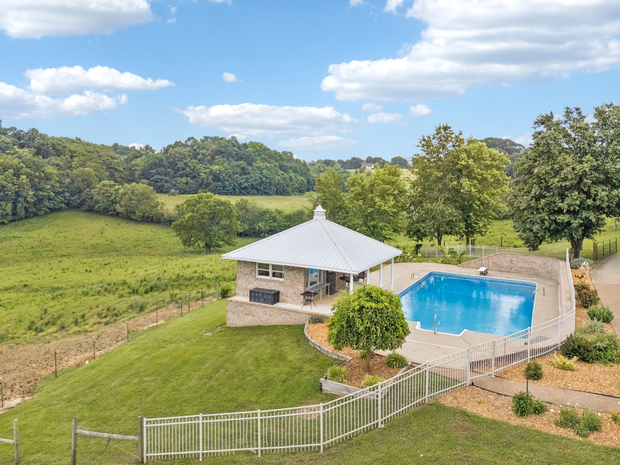 2797 Lewis Road Santa Fe, TN 38482 - Photo 67 of 92 a view of a house with a yard and sitting area
