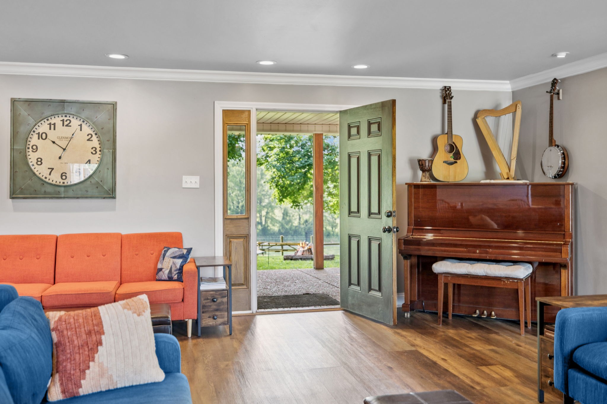 2797 Lewis Road Santa Fe, TN 38482 - Photo 8 of 92 a living room with furniture and a fireplace