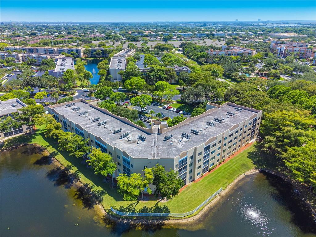 9599 Weldon Circle, Unit A308 Fort Lauderdale, FL 33321 - Photo 32 of 40 Photo 32