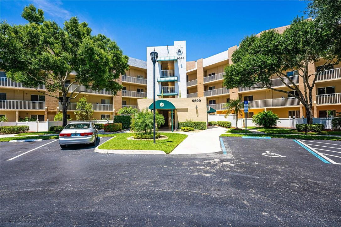 9599 Weldon Circle, Unit A308 Fort Lauderdale, FL 33321 - Photo 39 of 40 Photo 39