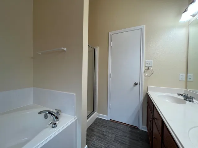 $1,850 | 902 Eagle Avenue, College Station, TX 77845