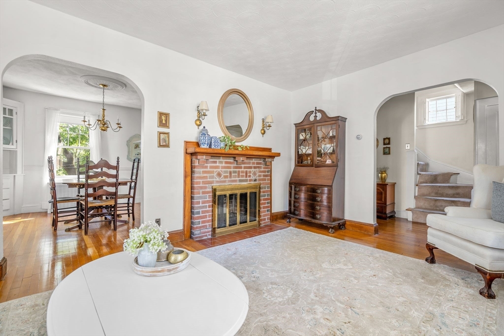 14 Huntington Road Arlington, MA 02474 - Photo 8 of 36 Gallery Image 8