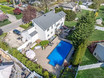 $950,000 | 27 Cypress Drive, Kings Park, NY 11754