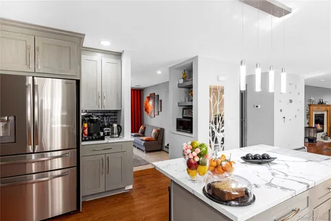 $950,000 | 27 Cypress Drive, Kings Park, NY 11754