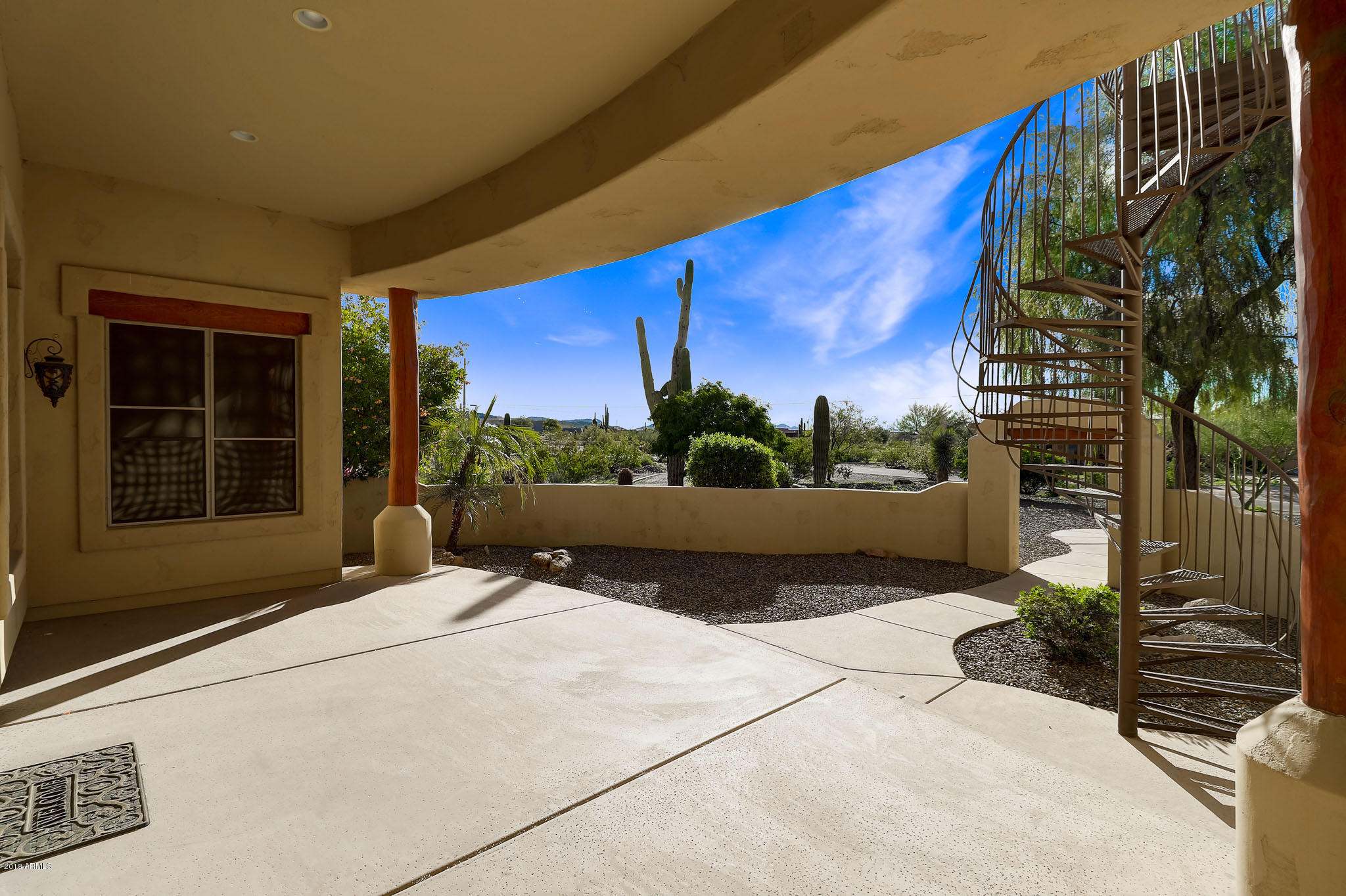 726 West Briles Road Phoenix, AZ 85085 - Photo 11 of 63 Front Patio 1