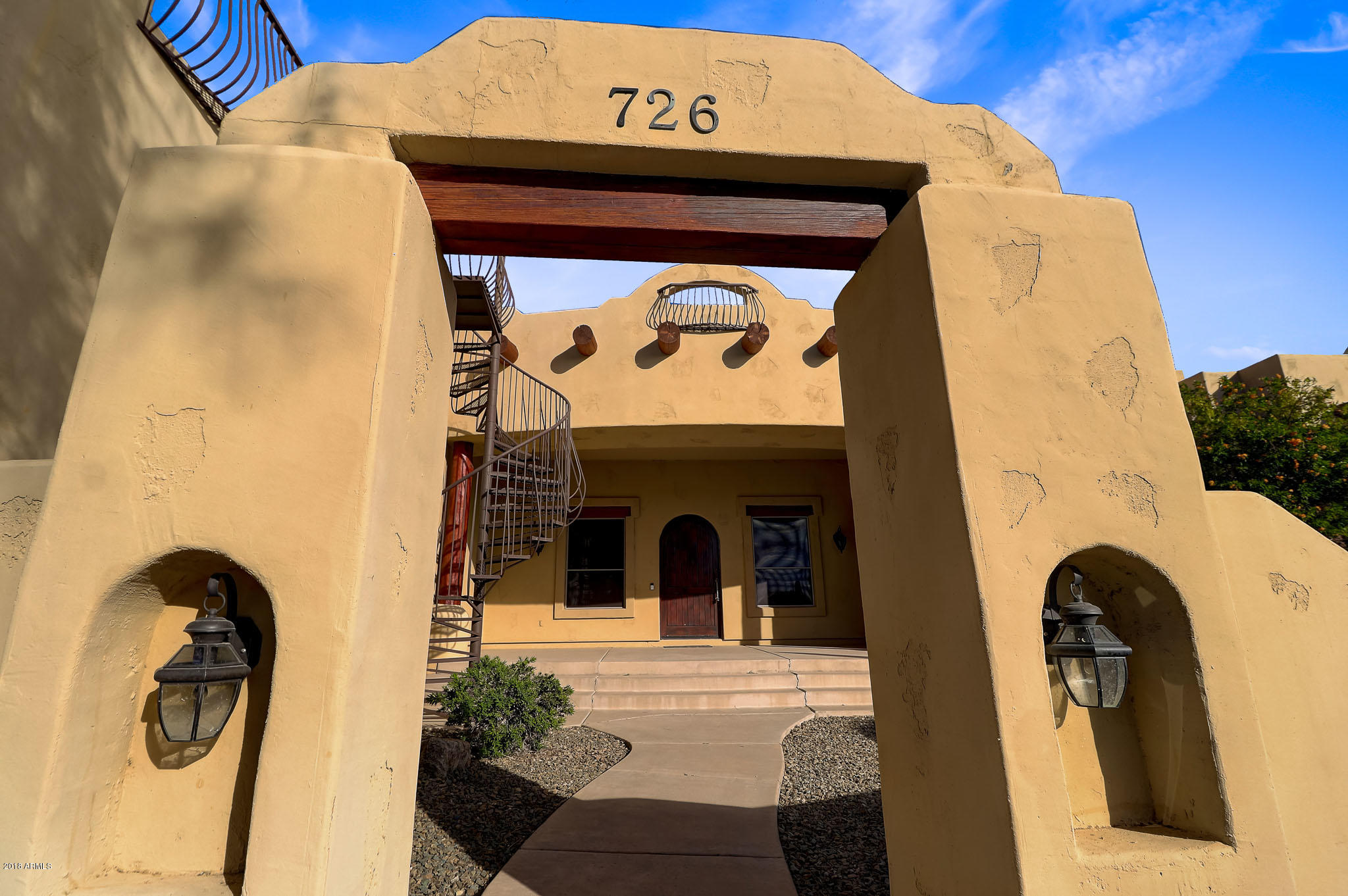 726 West Briles Road Phoenix, AZ 85085 - Photo 8 of 63 Front Entry 2