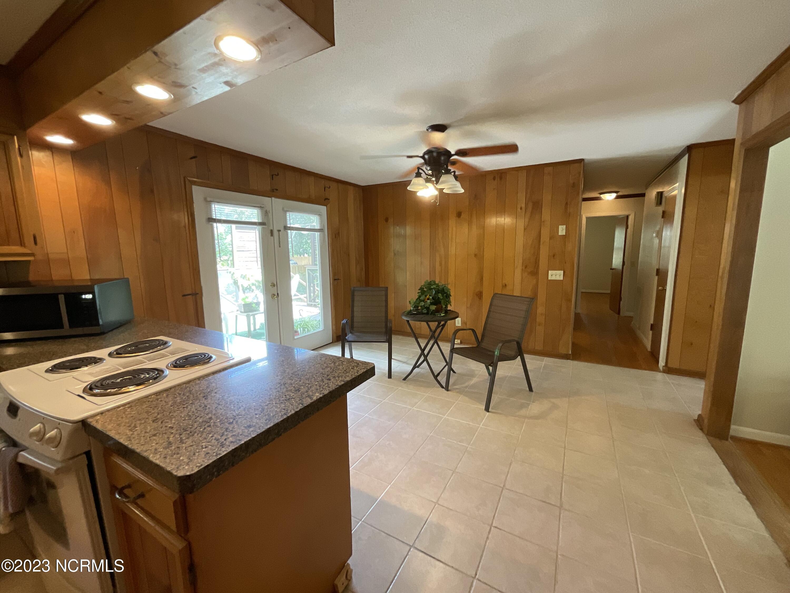 1509 Robin Hood Road Wilmington, NC 28401 - Photo 10 of 21 Open Dining Room