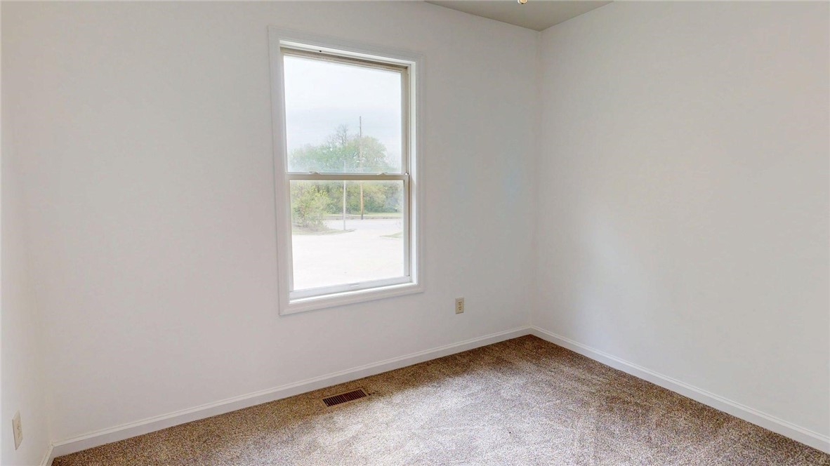 630 East Sheridan Circle Decatur, IL 62521 - Photo 16 of 21