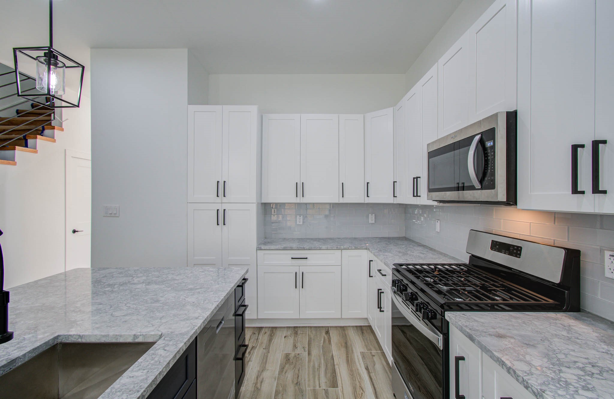 3728 Noah Street Houston, TX 77021 - Photo 4 of 23