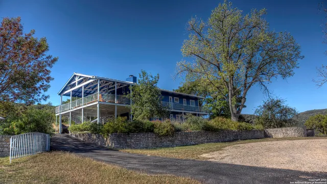 $2,950,000 | 2027 Walter White Ranch Road, Leakey, TX 78873