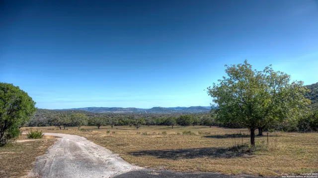 $2,950,000 | 2027 Walter White Ranch Road, Leakey, TX 78873
