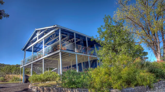 $2,950,000 | 2027 Walter White Ranch Road, Leakey, TX 78873