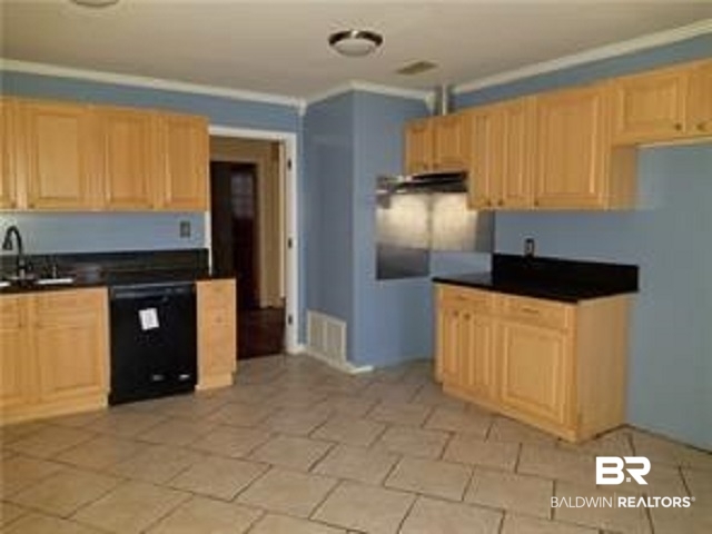 5400 Higgins Drive Satsuma, AL 36572 - Photo 4 of 13