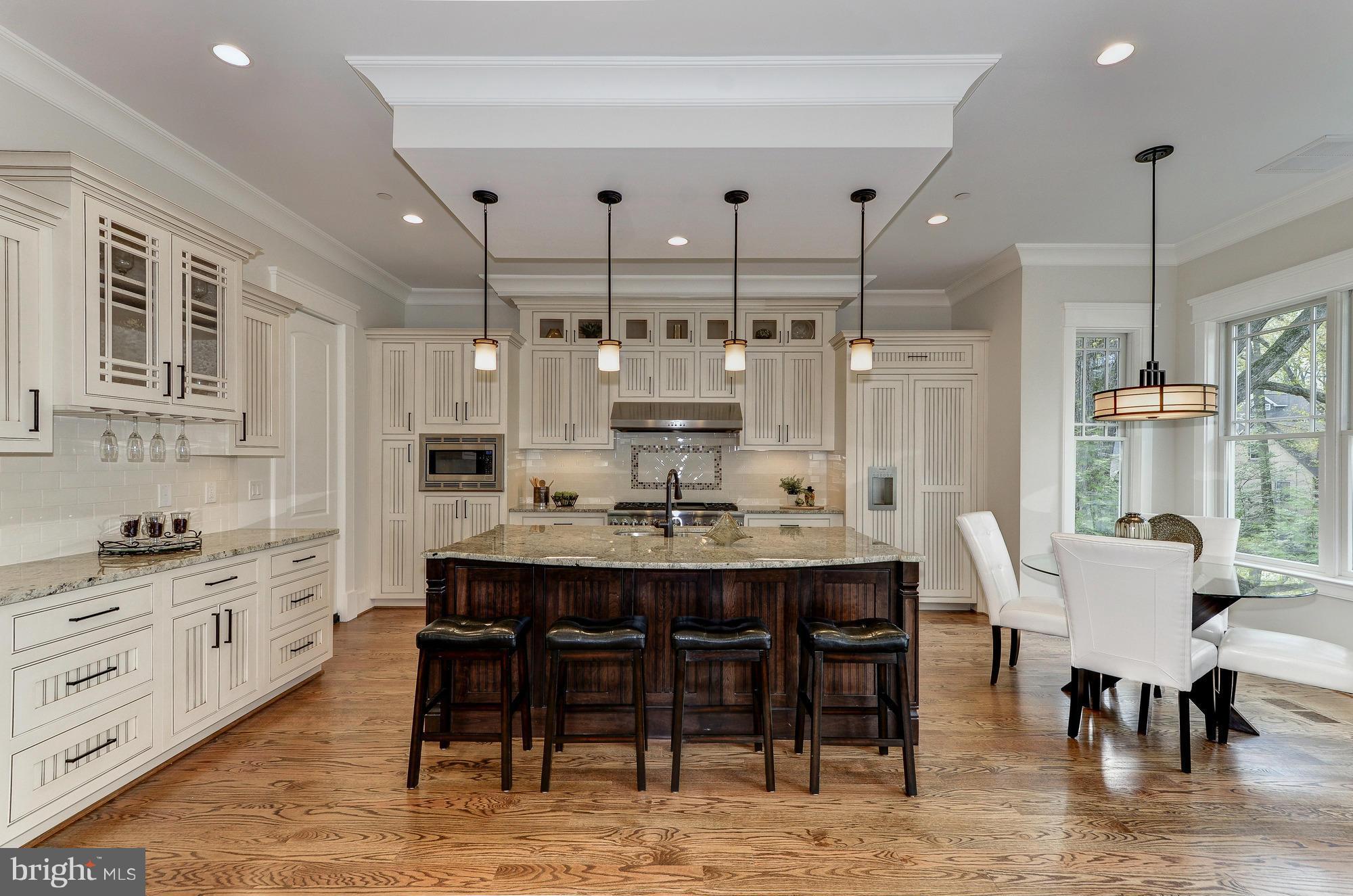 6024 Walhonding Road Bethesda, MD 20816 - Photo 11 of 30 Interior (General)