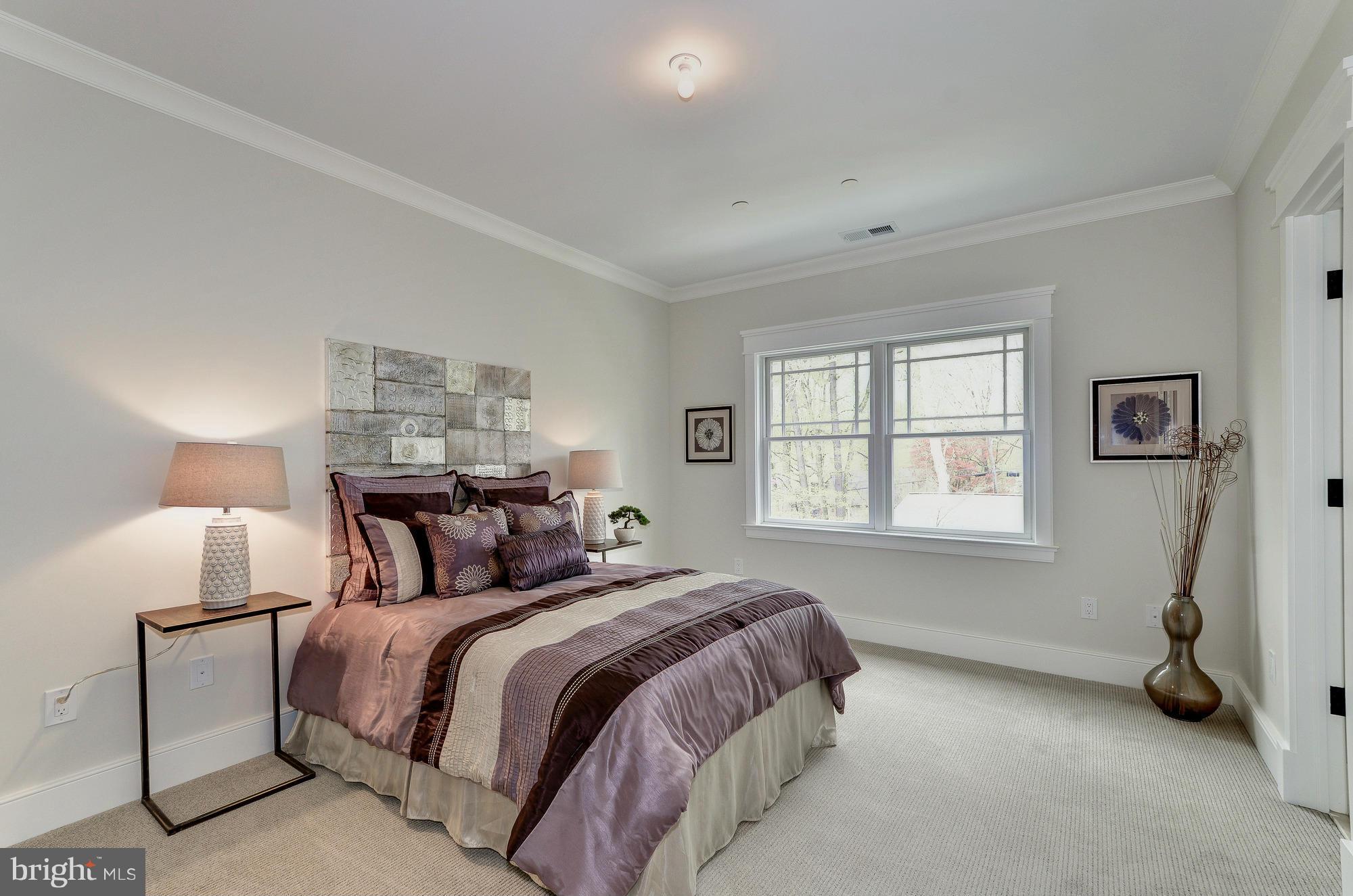 6024 Walhonding Road Bethesda, MD 20816 - Photo 21 of 30 Interior (General)