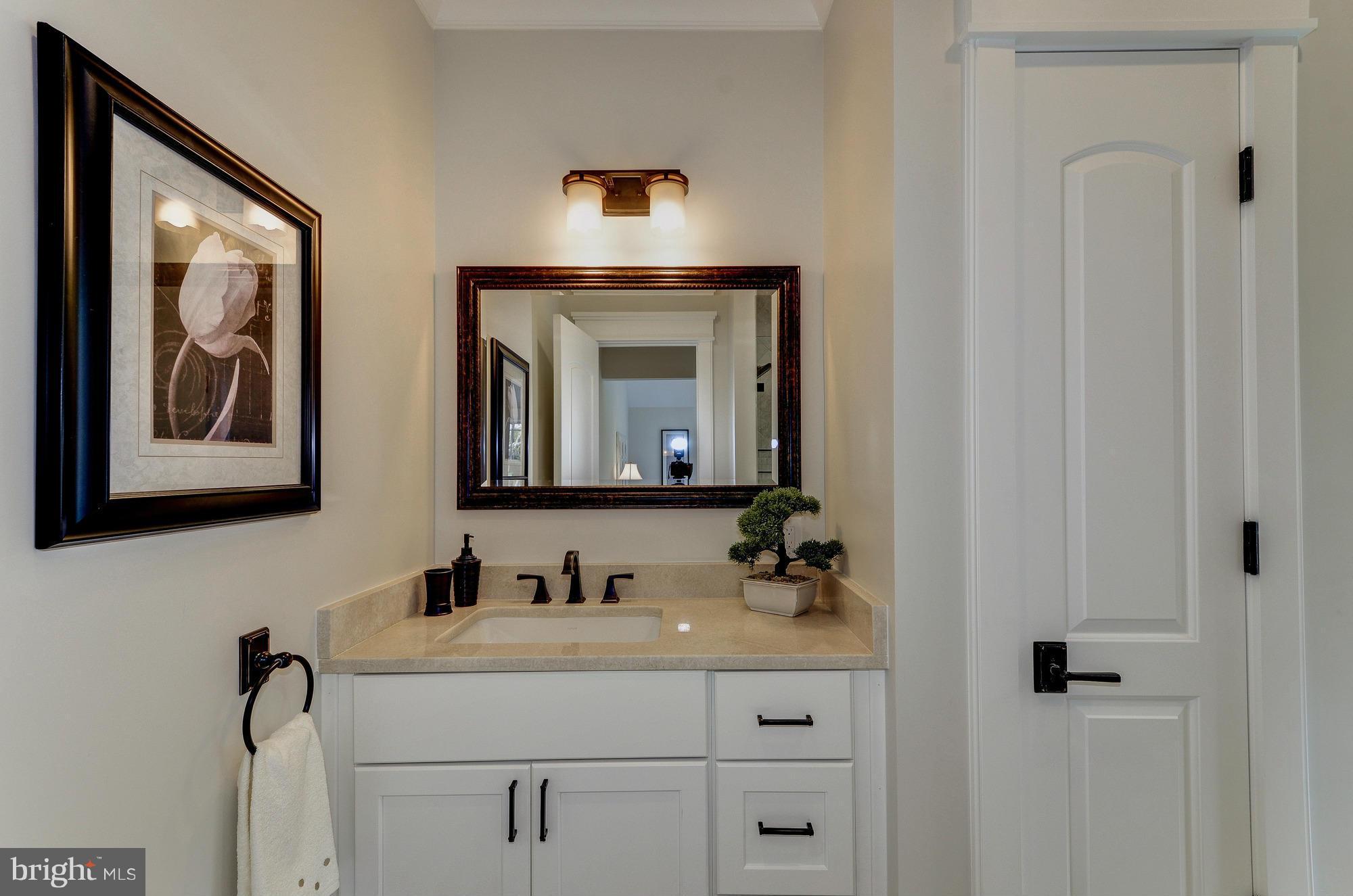 6024 Walhonding Road Bethesda, MD 20816 - Photo 26 of 30 Interior (General)