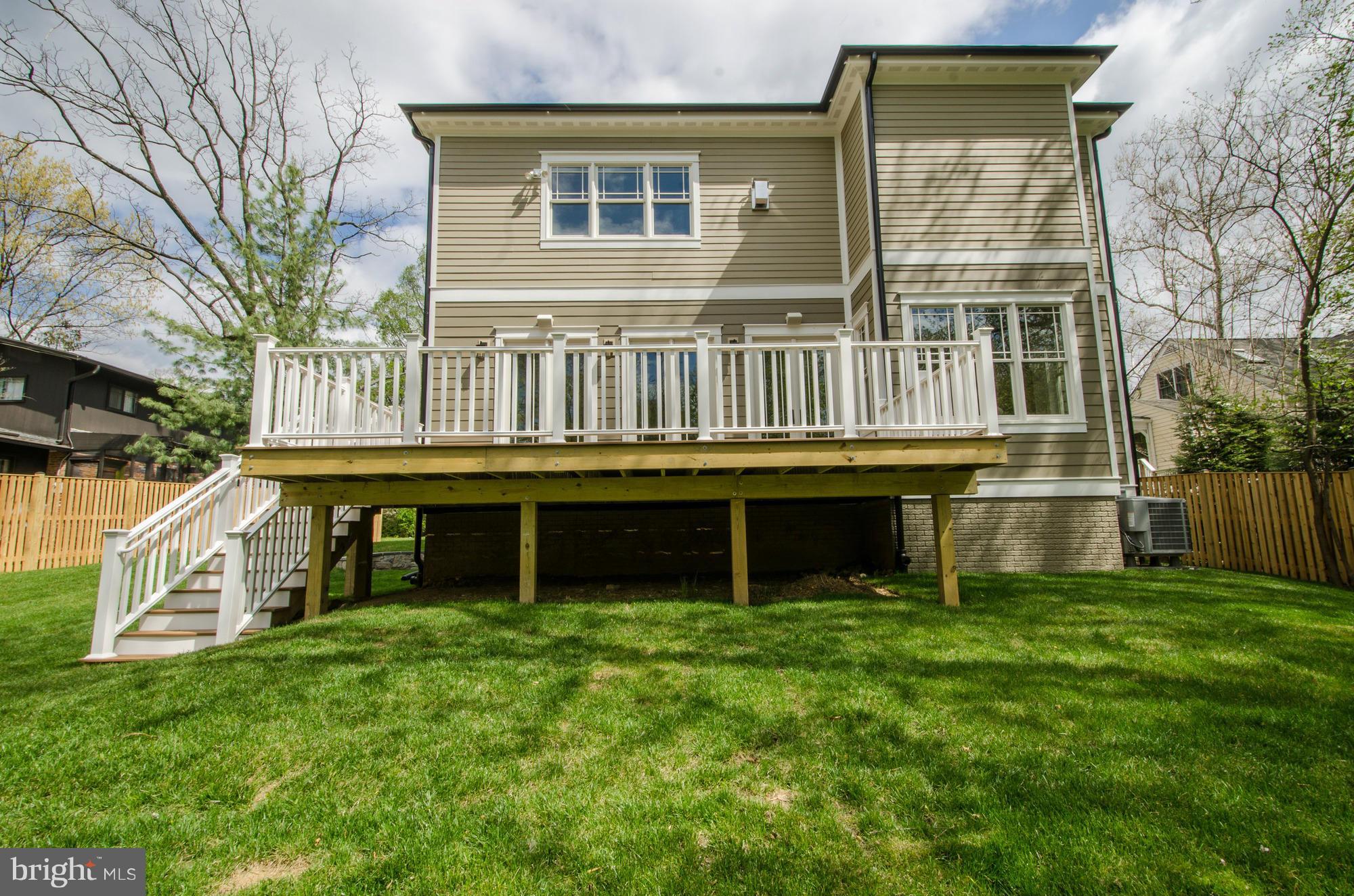 6024 Walhonding Road Bethesda, MD 20816 - Photo 28 of 30 Exterior (Rear)