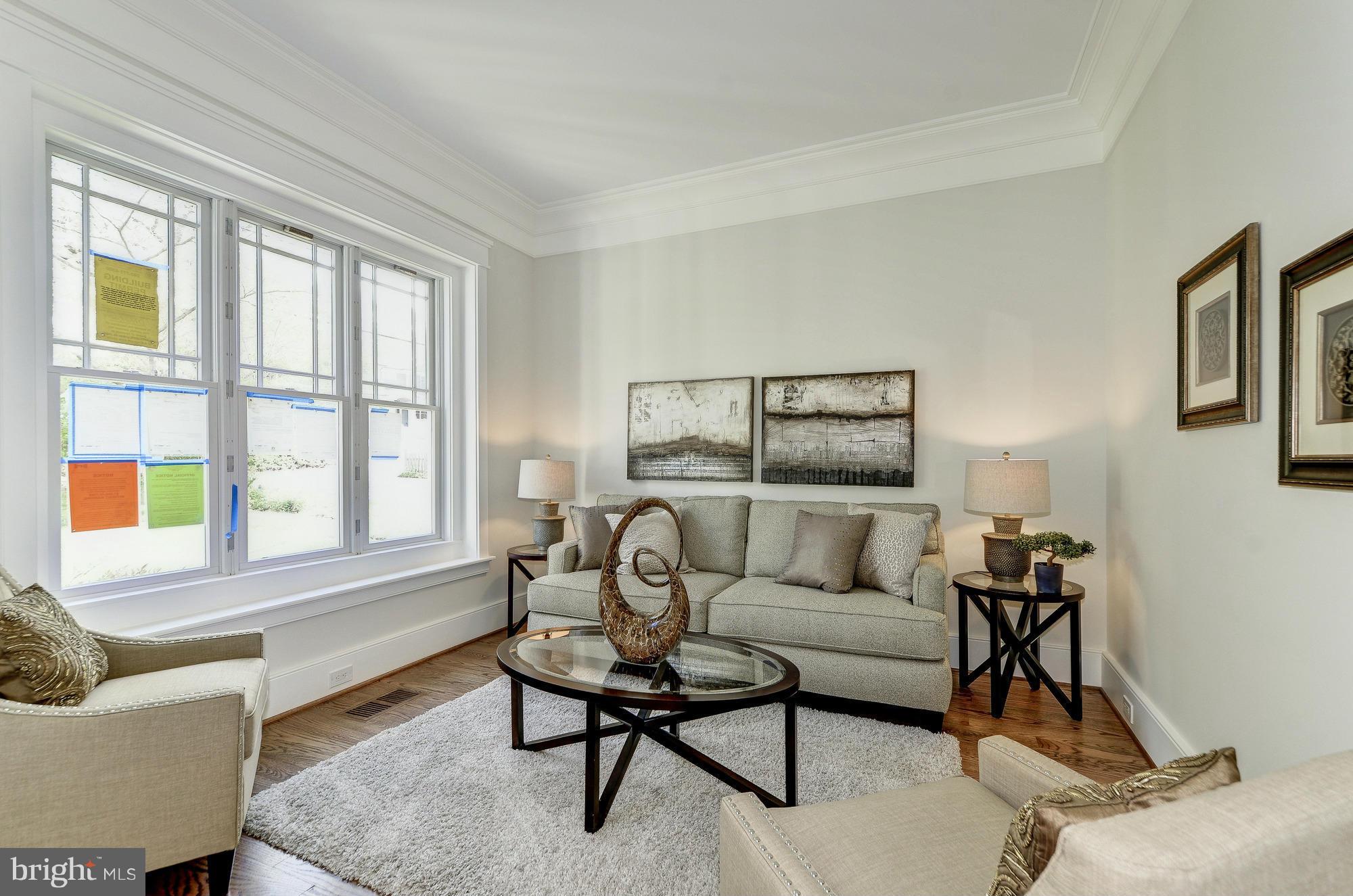 6024 Walhonding Road Bethesda, MD 20816 - Photo 7 of 30 Living Room