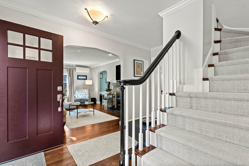 17 Landon Road Milton, MA 02186 - Photo 2 of 29