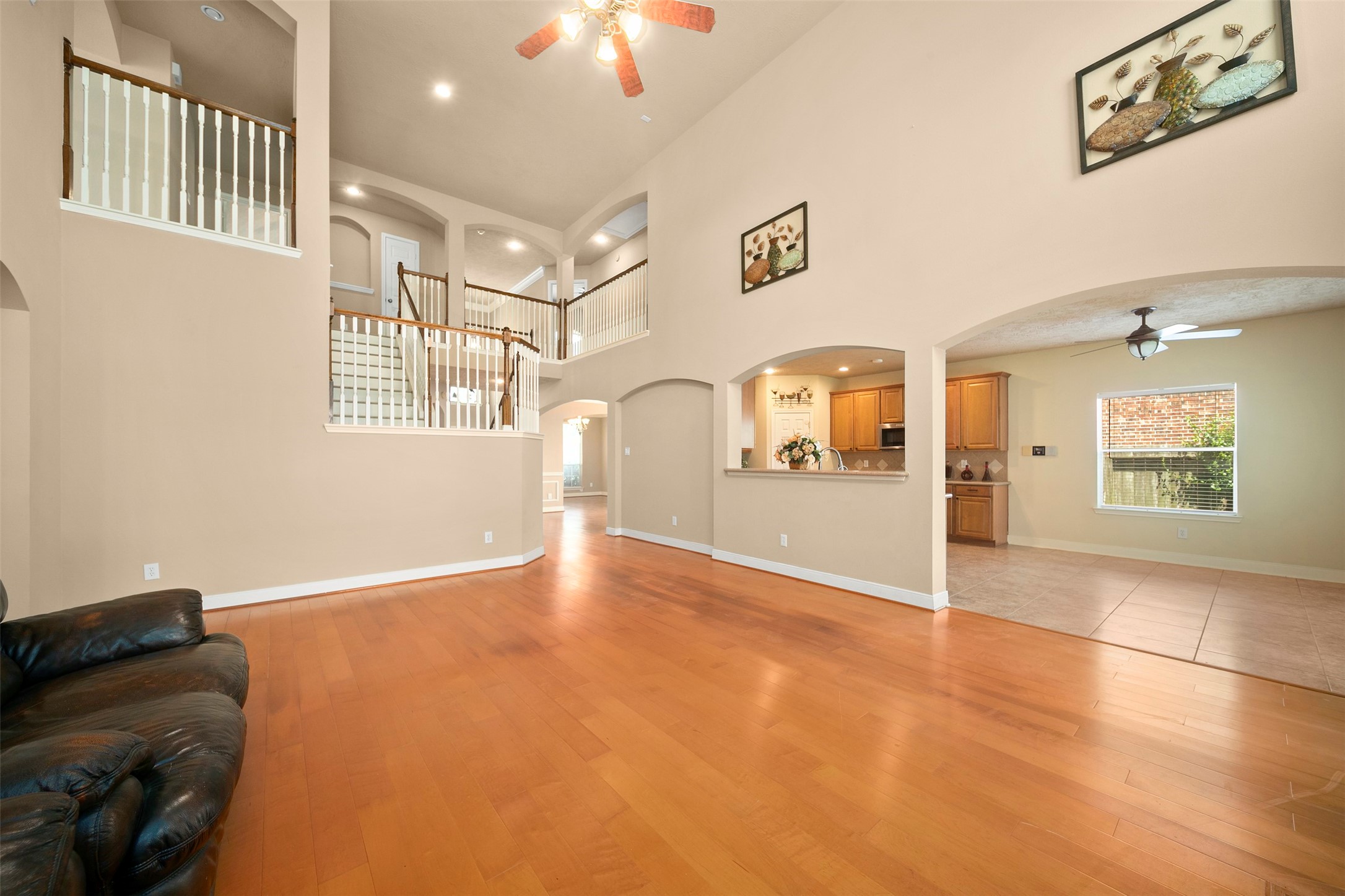 12311 Amanda Meadows Houston, TX 77089 - Photo 9 of 42 a view of an empty room with a window
