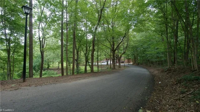 $675 | 3216 Starlight Drive, Unit G, Winston-Salem, NC 27107