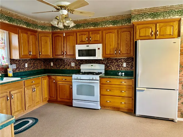 $475,000 | 196 Short Crumhorn Road, Maryland, NY 12116