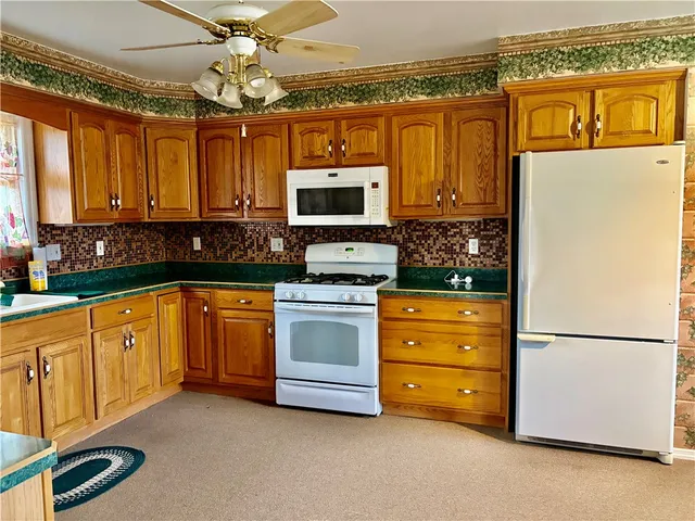 $475,000 | 196 Short Crumhorn Road, Maryland, NY 12116