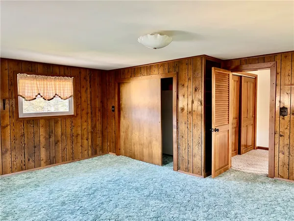 $475,000 | 196 Short Crumhorn Road, Maryland, NY 12116