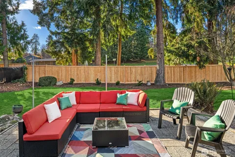 $545,000 | 19807 10th Place South, Des Moines, WA 98148