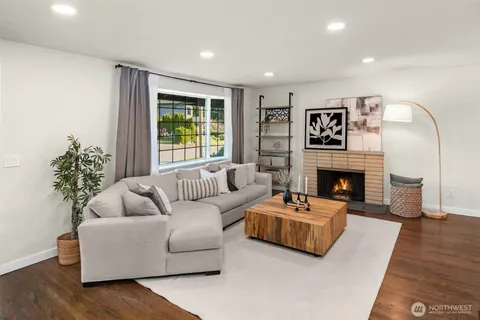 $545,000 | 19807 10th Place South, Des Moines, WA 98148