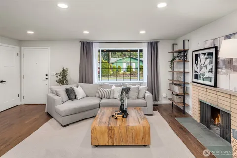 $545,000 | 19807 10th Place South, Des Moines, WA 98148