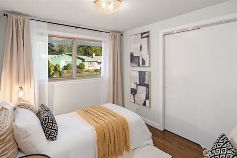 $545,000 | 19807 10th Place South, Des Moines, WA 98148