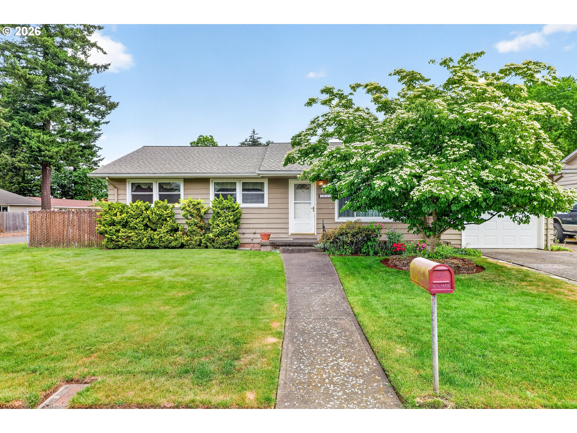 2012 Southeast 185th Avenue Portland, OR 97233 - Photo 1 of 27
