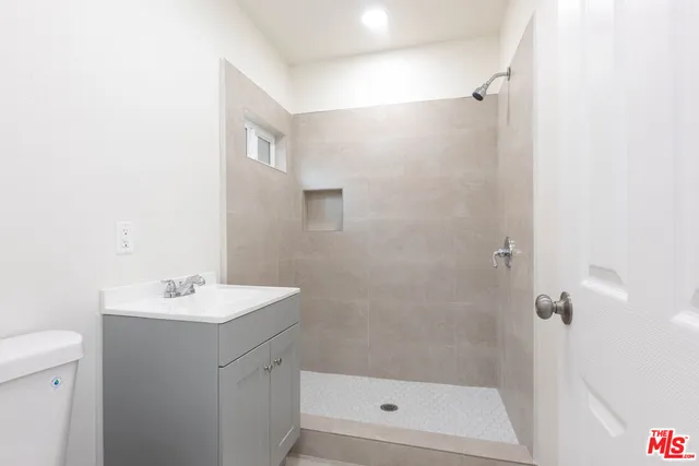 $759,900 | 2650 East 220th Street, Carson, CA 90810