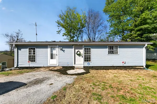 $149,500 | 819 Horizon Lane, Fenton, MO 63026