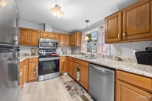 $155,000 | 819 Horizon Lane, Fenton, MO 63026