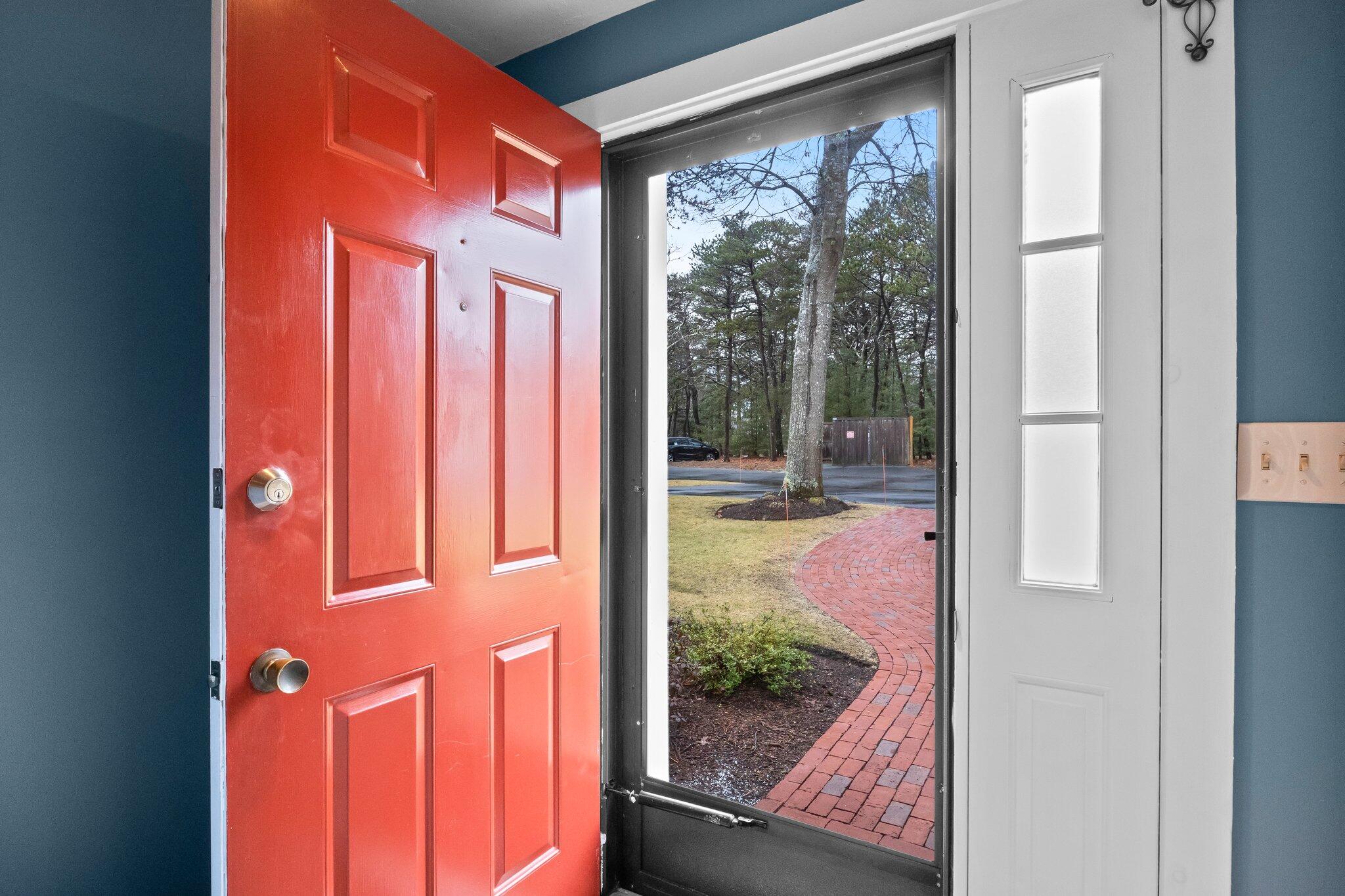 9 Shellback Way, Unit 9B Mashpee, MA 02649 - Photo 4 of 32 6-web-or-mls-9-shellback-way