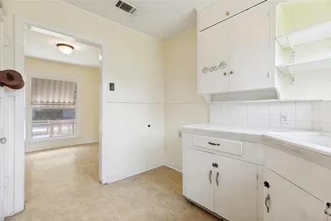 $149,900 | 811 Magnolia Drive, Garland, TX 75040
