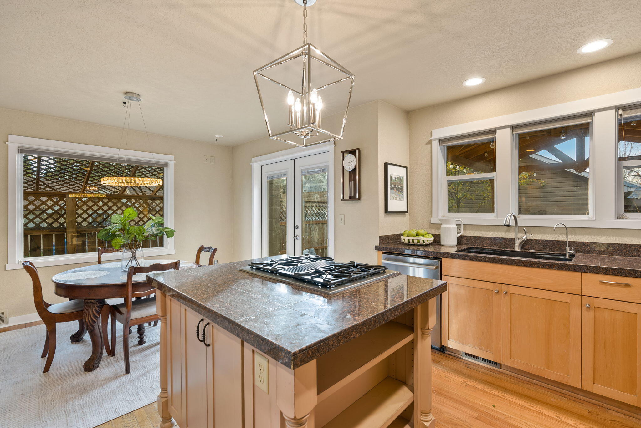 1439 Northwest 4th Street Bend, OR 97703 - Photo 16 of 41 Kitchen and Dining