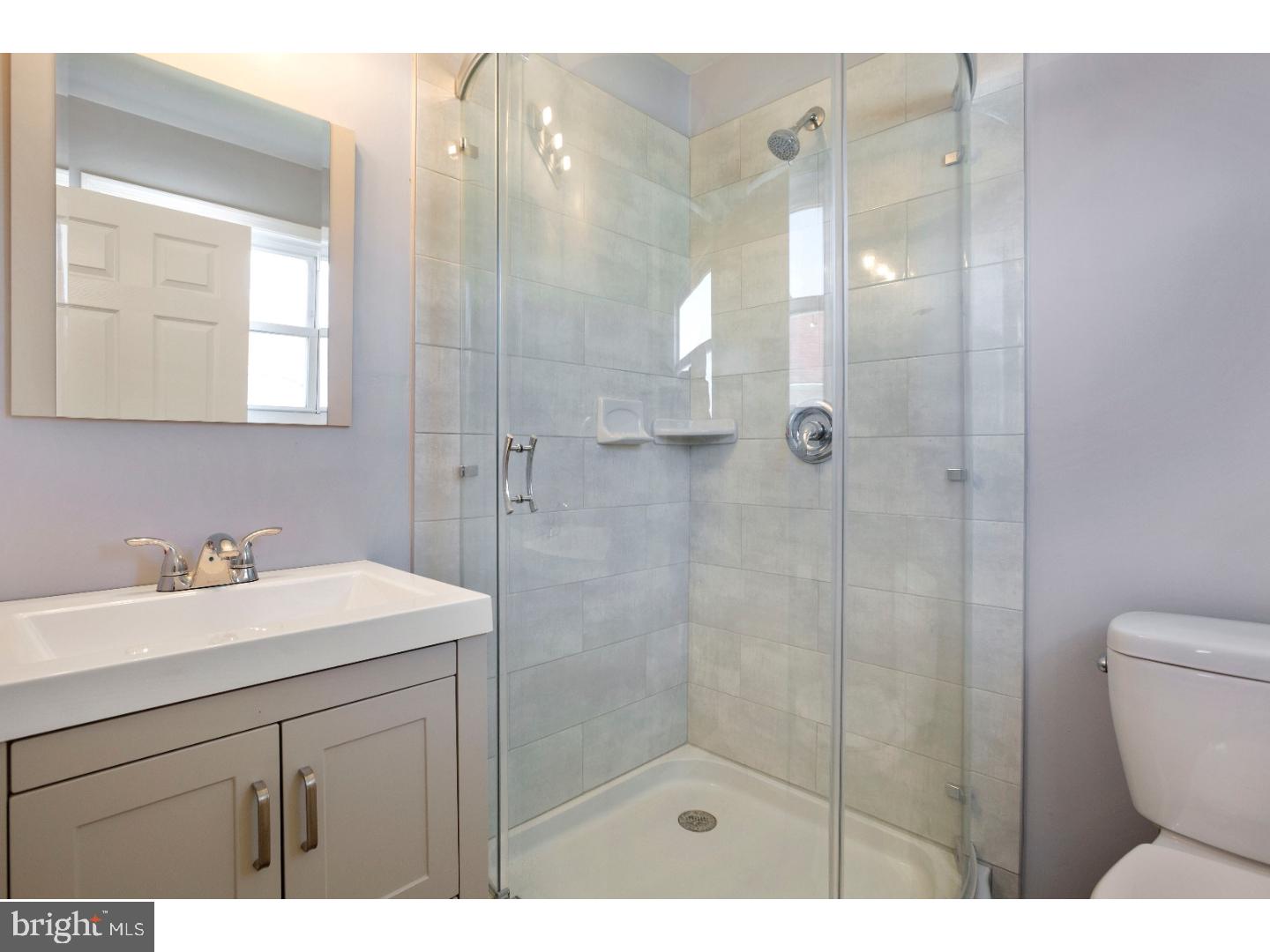 6 Robin Road Lansdowne, PA 19050 - Photo 16 of 25 Bathroom