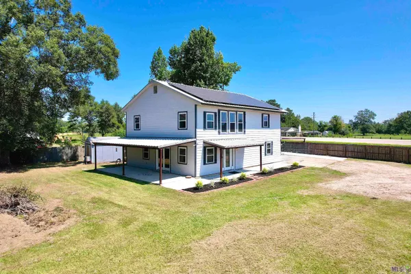 $373,900 | 37651 Highway 16, Denham Springs, LA 70706